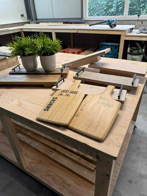 Relatiegeschenken-Loods22-Dagbesteding Creatieve activiteiten -werkzaamheden-Loods-22-Dagbesteding
